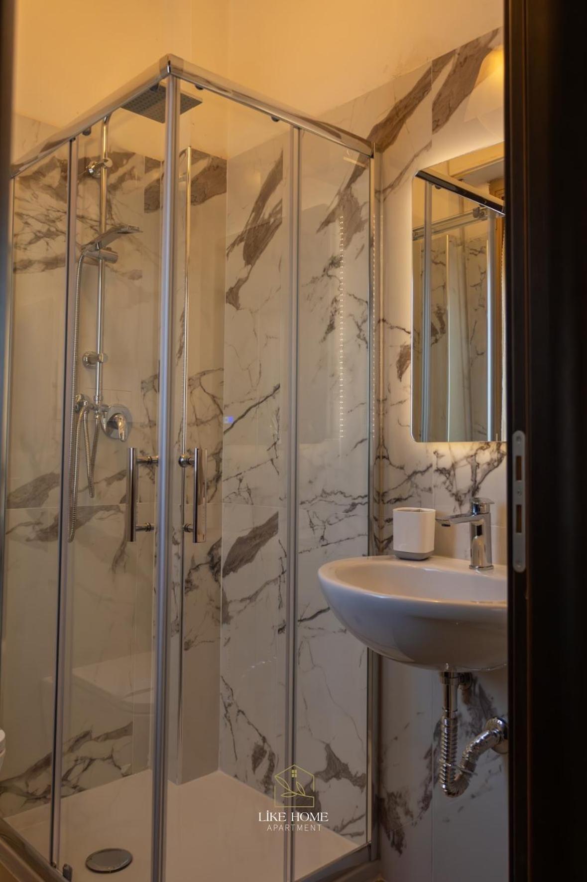 Like Home Apartment Ρέτζιο ντι Καλάμπρια Εξωτερικό φωτογραφία